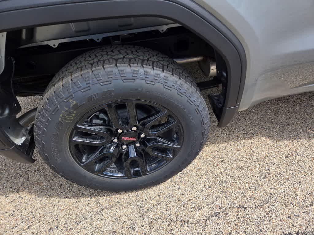 new 2026 GMC Sierra 1500 car, priced at $60,925