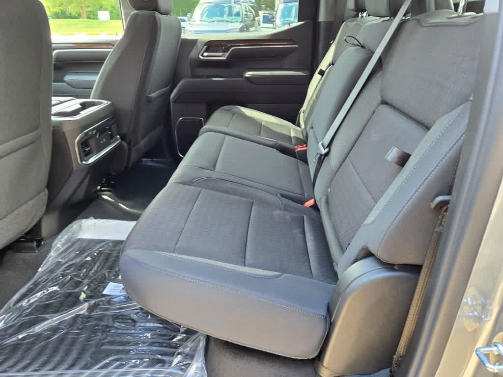 new 2026 GMC Sierra 1500 car, priced at $60,925