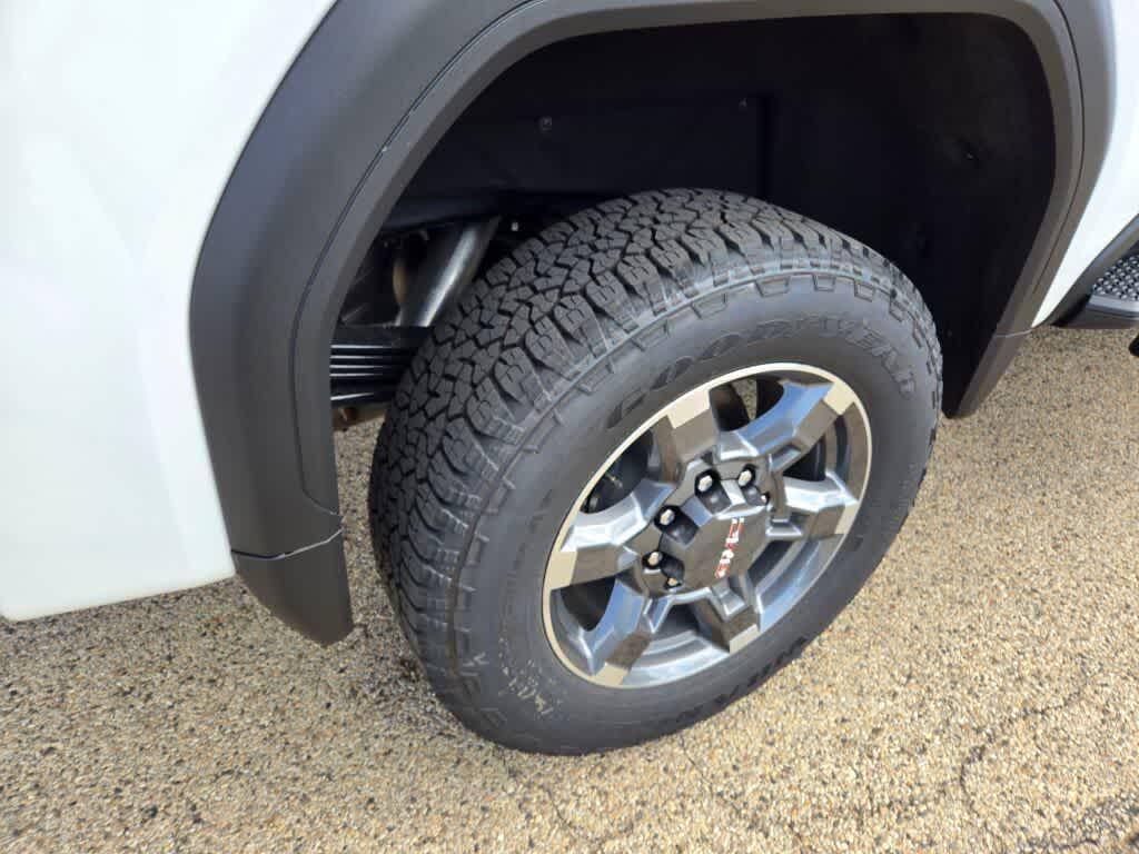 new 2026 GMC Sierra 2500 car, priced at $70,446