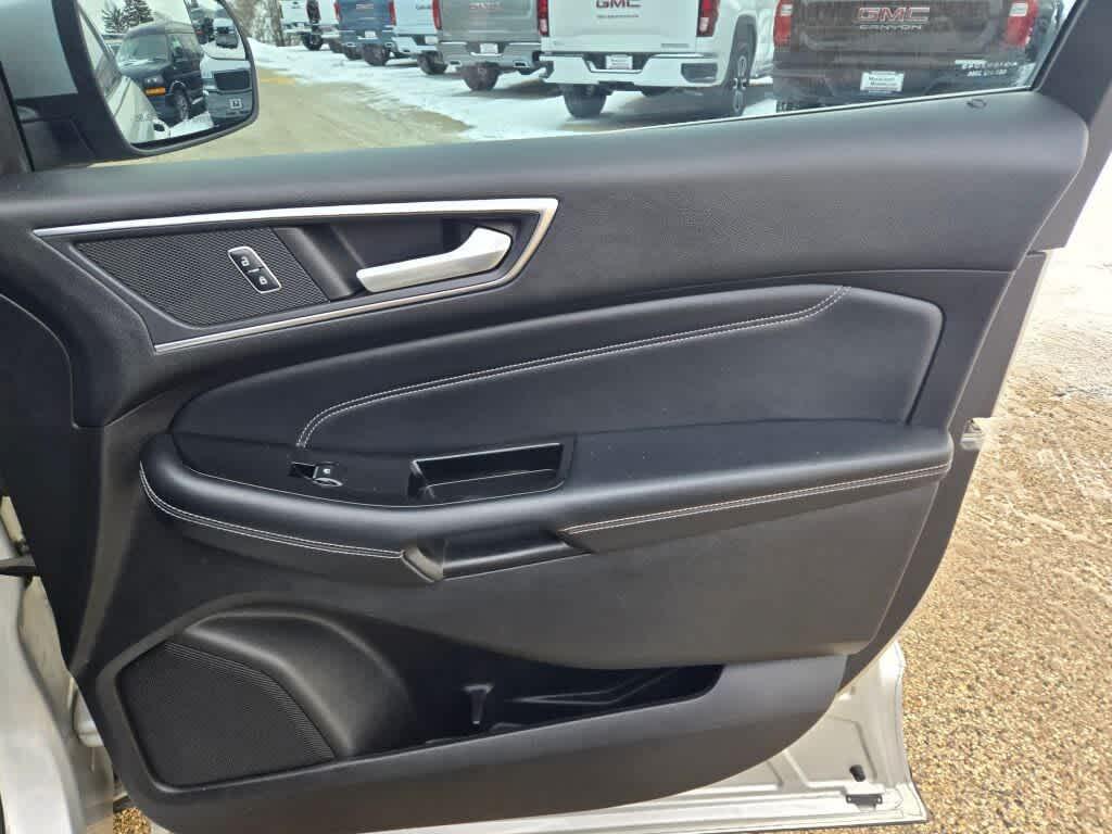 used 2017 Ford Edge car, priced at $12,995