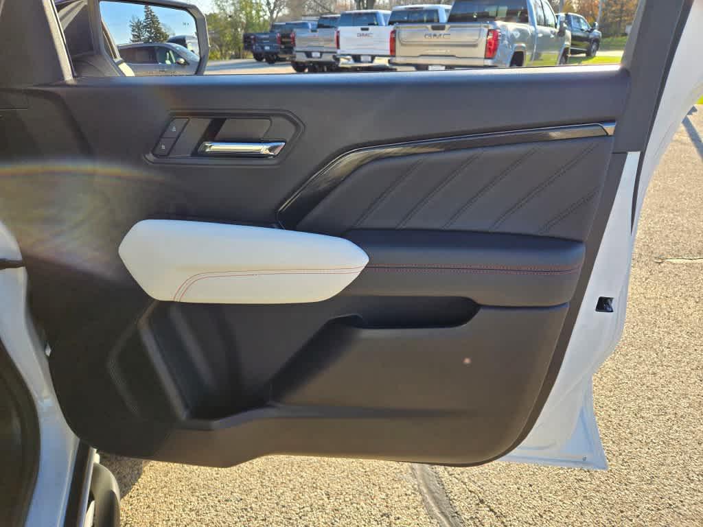 used 2025 GMC Canyon car, priced at $49,995