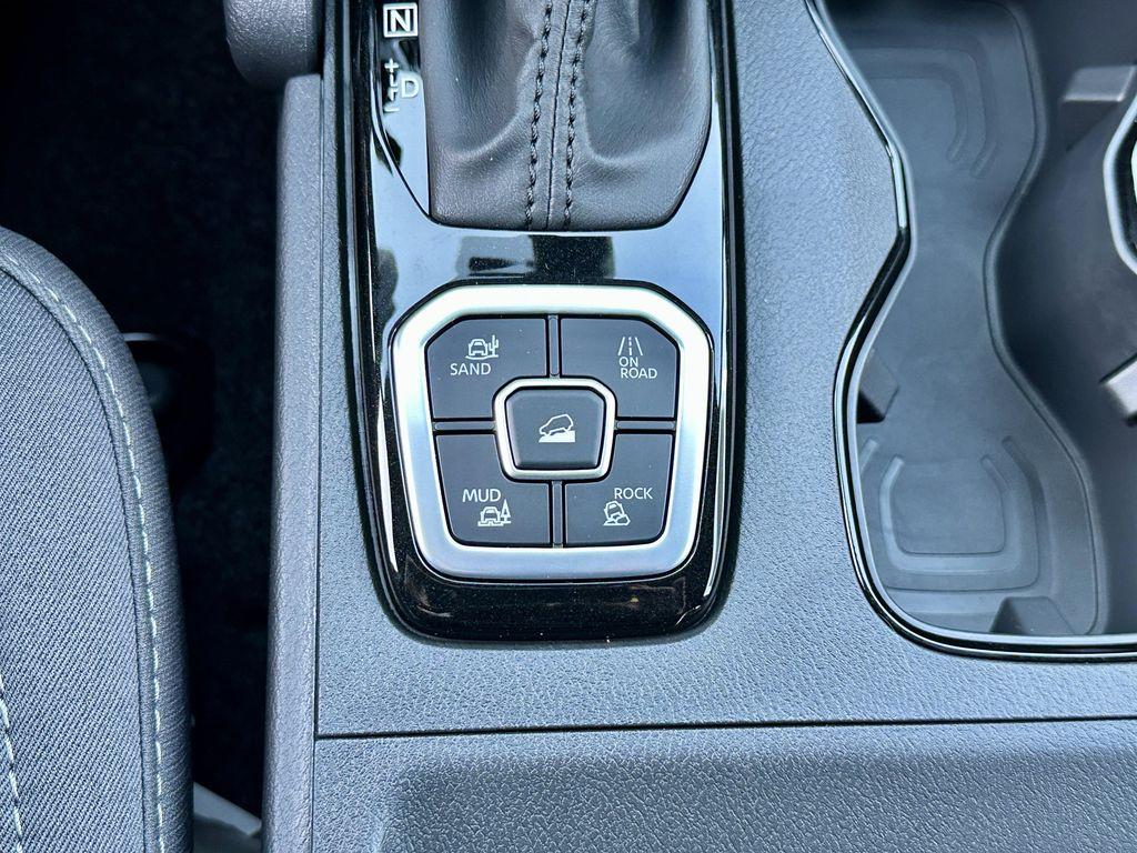new 2026 Nissan Frontier car, priced at $39,226