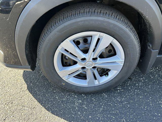 new 2025 Nissan Kicks car, priced at $21,979