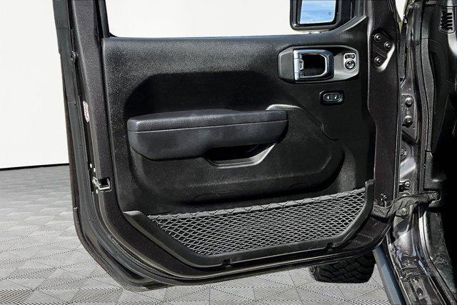 used 2025 Jeep Wrangler car, priced at $37,286
