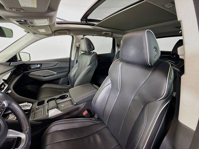 used 2023 Acura MDX car, priced at $40,000