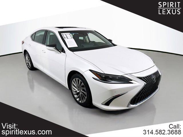 used 2023 Lexus ES 300h car, priced at $39,000