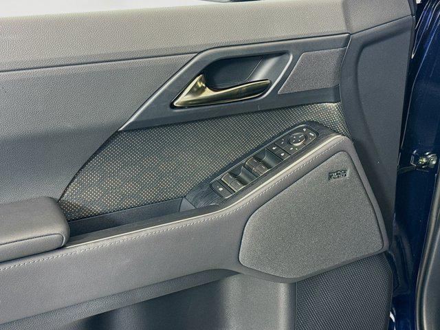 used 2025 Lexus GX 550 car, priced at $96,000