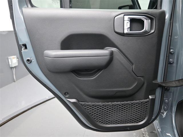 new 2025 Jeep Gladiator car, priced at $47,441