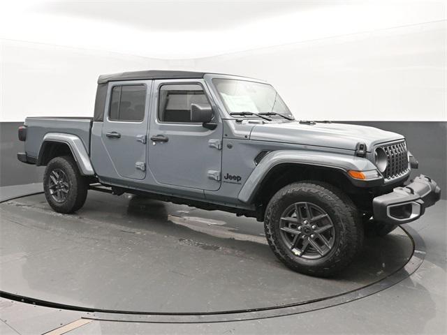 new 2025 Jeep Gladiator car, priced at $47,441