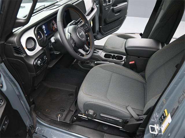 new 2025 Jeep Gladiator car, priced at $47,441