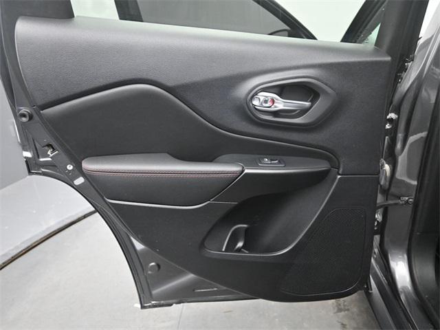 used 2022 Jeep Cherokee car, priced at $23,821