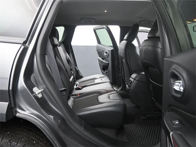 used 2022 Jeep Cherokee car, priced at $23,821