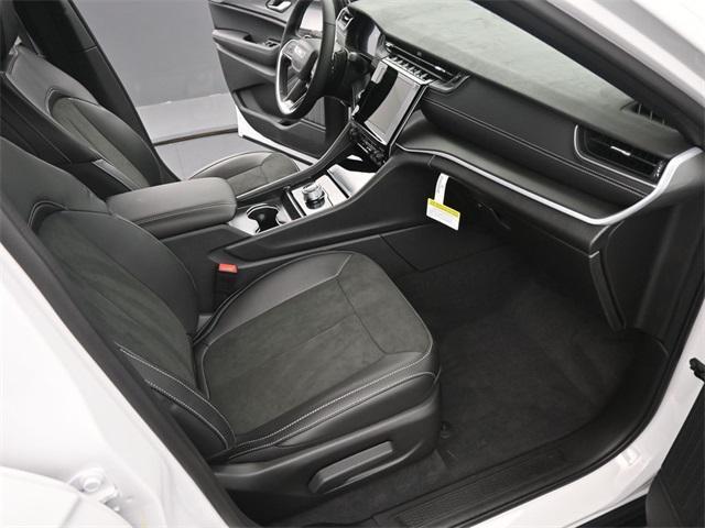 new 2025 Jeep Grand Cherokee car, priced at $45,008