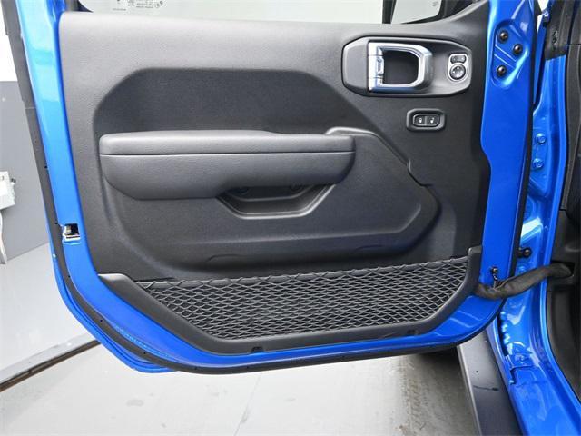 new 2025 Jeep Wrangler car, priced at $47,339