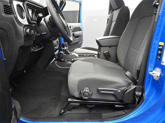 new 2025 Jeep Wrangler car, priced at $47,339