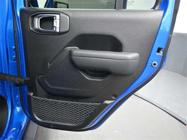 new 2025 Jeep Wrangler car, priced at $47,339