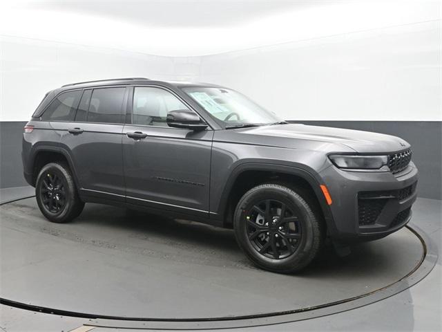 new 2026 Jeep Grand Cherokee car, priced at $48,525
