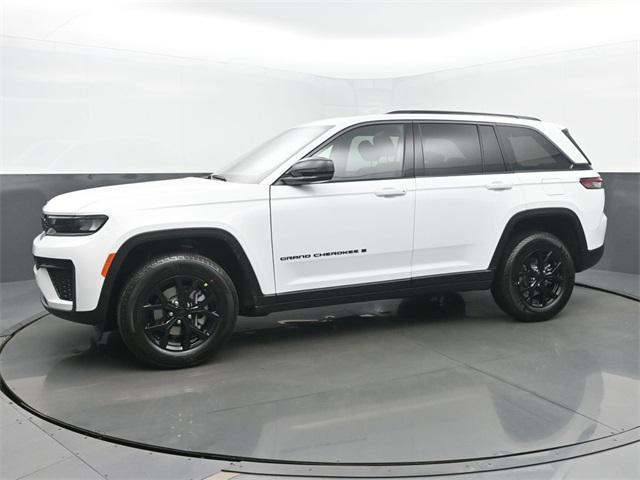 new 2026 Jeep Grand Cherokee car, priced at $47,930