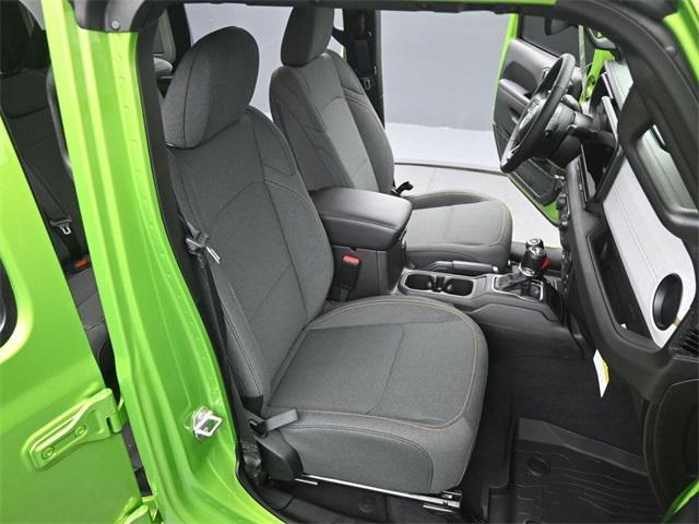 new 2025 Jeep Wrangler car, priced at $50,686