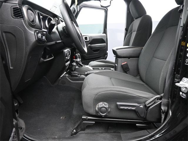 used 2022 Jeep Gladiator car, priced at $27,994