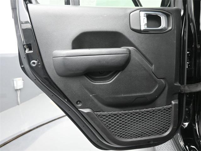 used 2022 Jeep Gladiator car, priced at $27,994