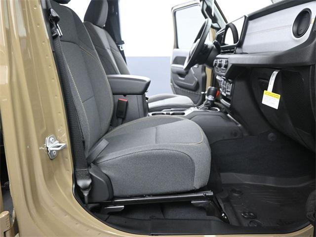 new 2025 Jeep Wrangler car, priced at $45,340