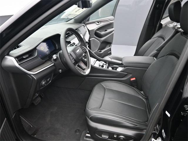 new 2026 Jeep Grand Cherokee car, priced at $53,580