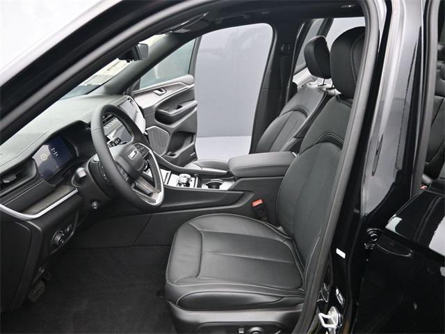 new 2026 Jeep Grand Cherokee car, priced at $53,580