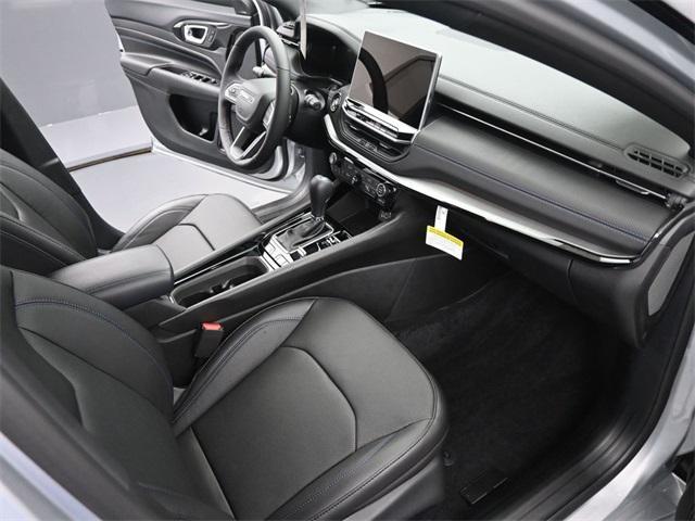 new 2025 Jeep Compass car, priced at $40,126