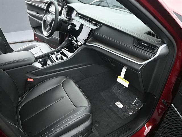 new 2026 Jeep Grand Cherokee car, priced at $49,405