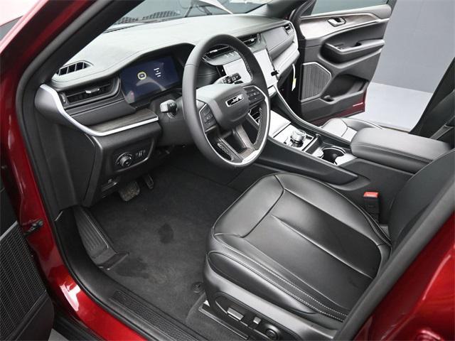 new 2026 Jeep Grand Cherokee car, priced at $49,405