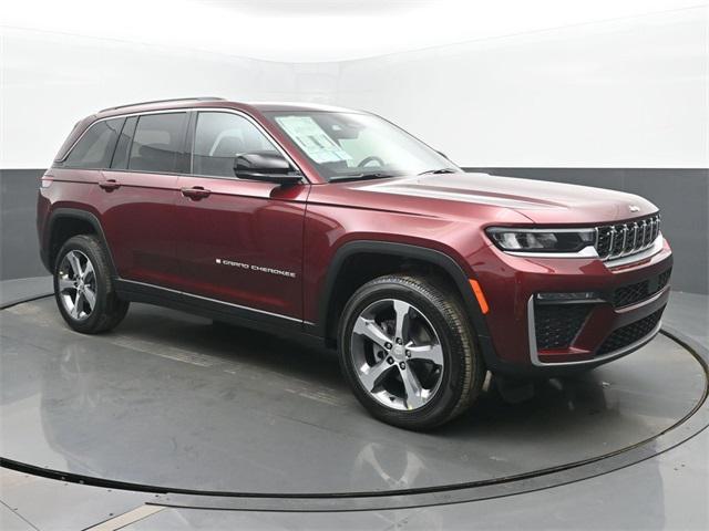 new 2026 Jeep Grand Cherokee car, priced at $49,405