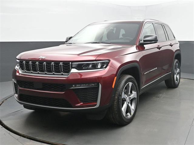 new 2026 Jeep Grand Cherokee car, priced at $49,405