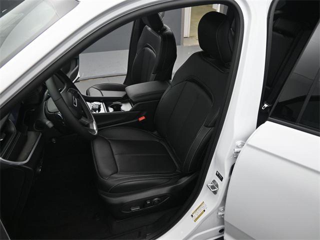 new 2025 Jeep Grand Cherokee car, priced at $50,797