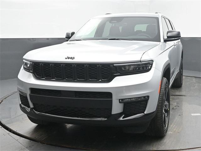 new 2025 Jeep Grand Cherokee L car, priced at $50,220