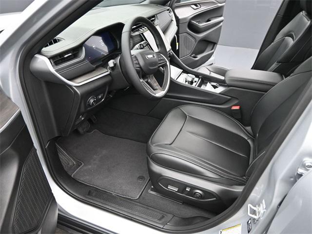 new 2025 Jeep Grand Cherokee L car, priced at $50,220