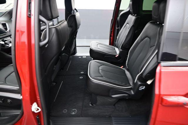 new 2026 Chrysler Pacifica car, priced at $53,735