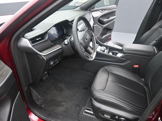 new 2026 Jeep Grand Cherokee car, priced at $47,985