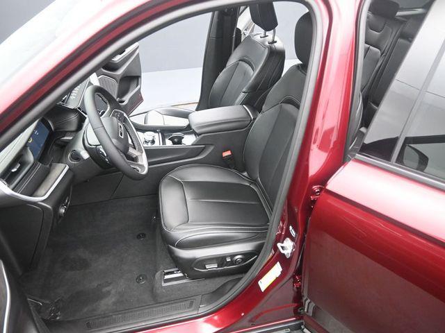 new 2026 Jeep Grand Cherokee car, priced at $47,985