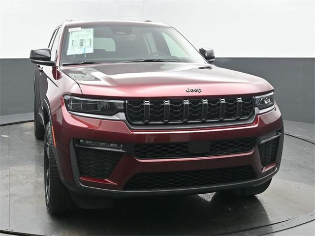 new 2026 Jeep Grand Cherokee car, priced at $49,985