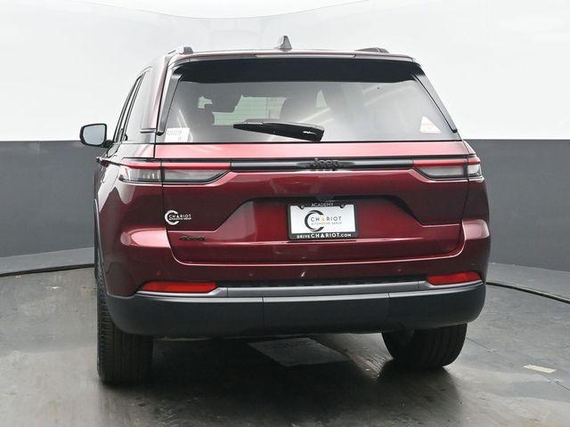 new 2026 Jeep Grand Cherokee car, priced at $47,985