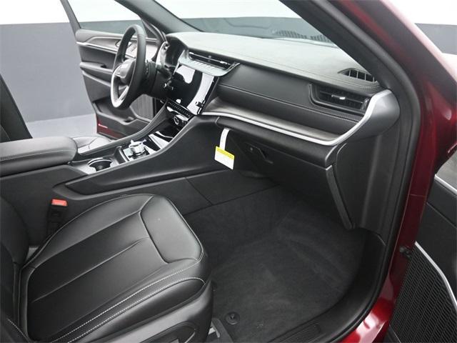 new 2026 Jeep Grand Cherokee car, priced at $49,985