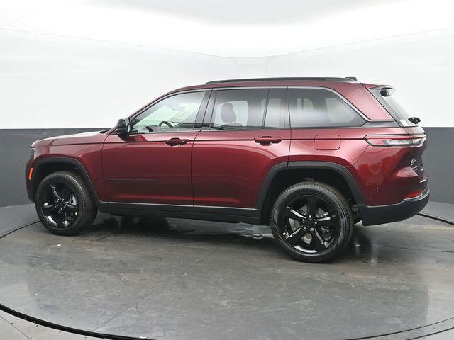 new 2026 Jeep Grand Cherokee car, priced at $47,985