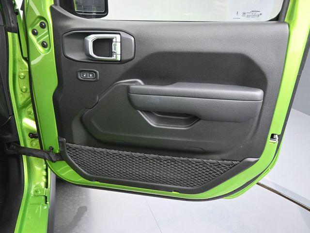 used 2025 Jeep Gladiator car, priced at $48,659