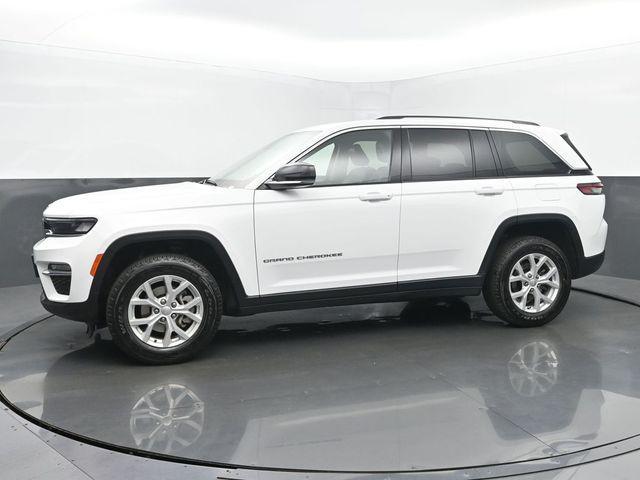 used 2023 Jeep Grand Cherokee car, priced at $25,494