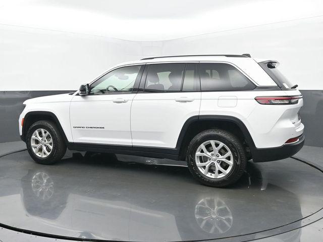 used 2023 Jeep Grand Cherokee car, priced at $25,494