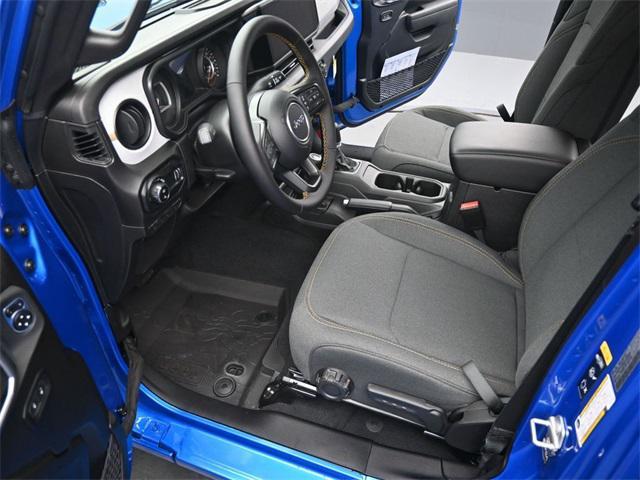 new 2025 Jeep Gladiator car, priced at $48,163