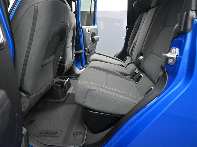 new 2025 Jeep Gladiator car, priced at $48,163