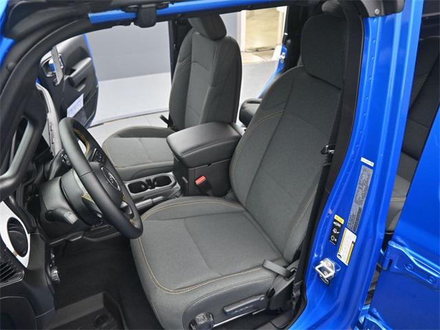 new 2025 Jeep Gladiator car, priced at $48,163