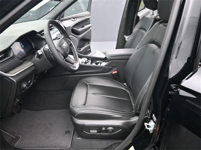 new 2026 Jeep Grand Cherokee car, priced at $47,985